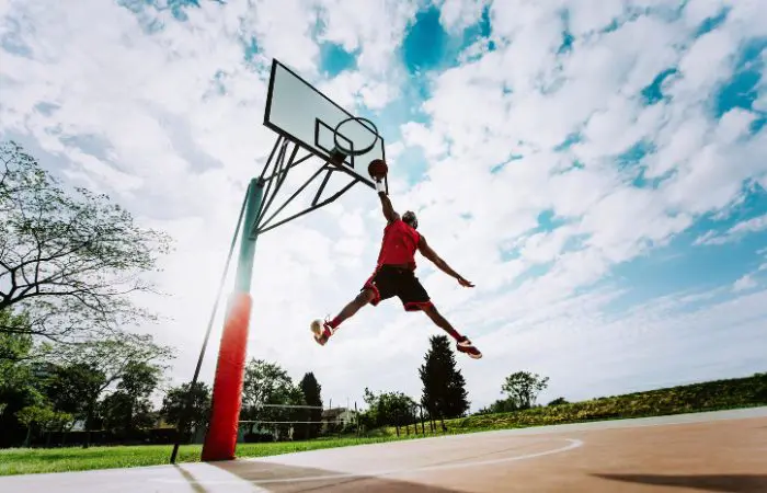 How to dunk a basketball